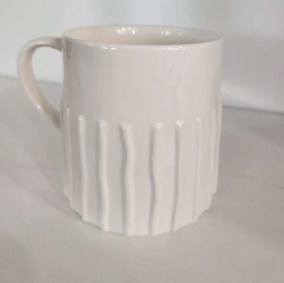 Rae Dunn Drink Coffee Mug With Ribbed Lines - Picture 2 of 4